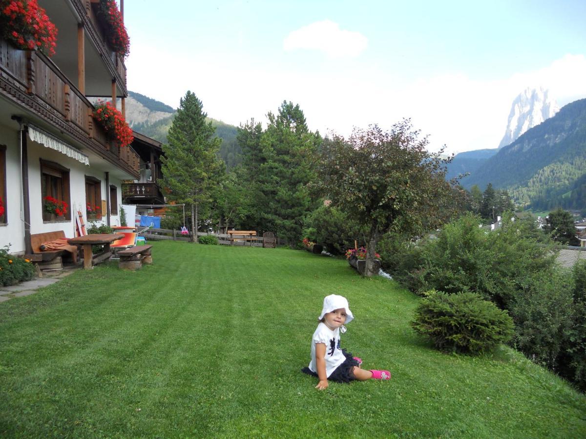 Garni Alba Bed & Breakfast Ortisei Eksteriør bilde