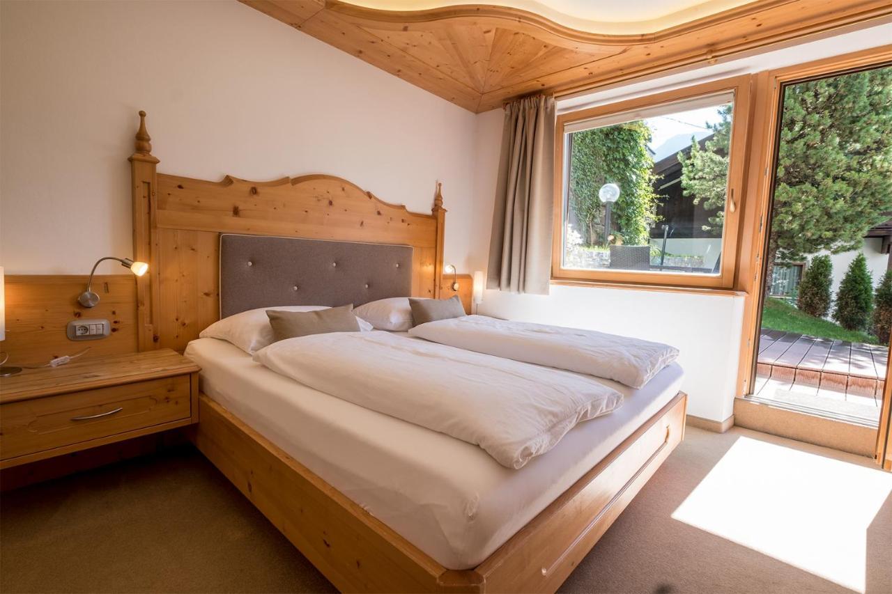 Garni Alba Bed & Breakfast Ortisei Eksteriør bilde
