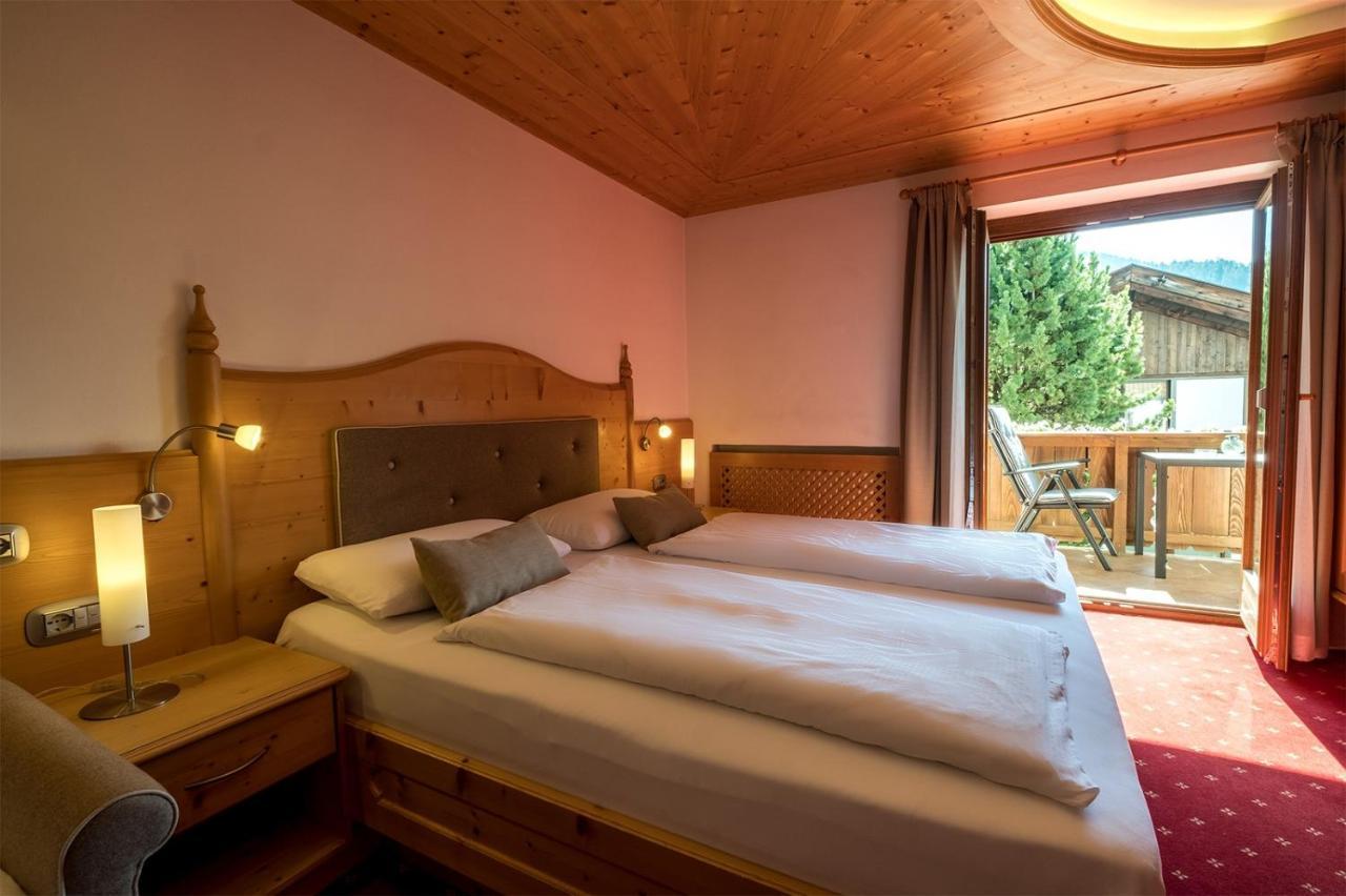 Garni Alba Bed & Breakfast Ortisei Eksteriør bilde
