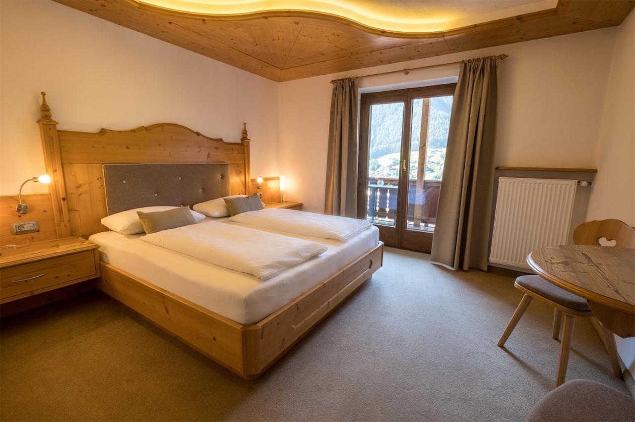 Garni Alba Bed & Breakfast Ortisei Eksteriør bilde